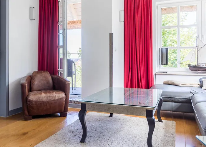 Ferienhaus Reethaus Ostseeblick 1 *